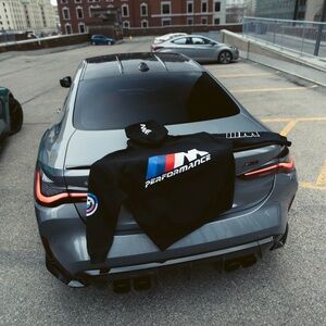 UNISEX BMW M PERFORMANCE HOODIE SIZE (S-XXXL)